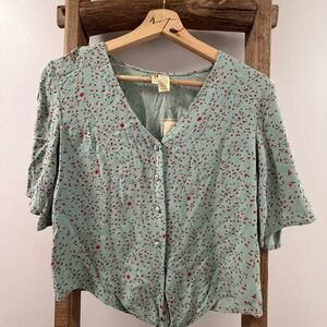Floral Button-Up Women’s Top